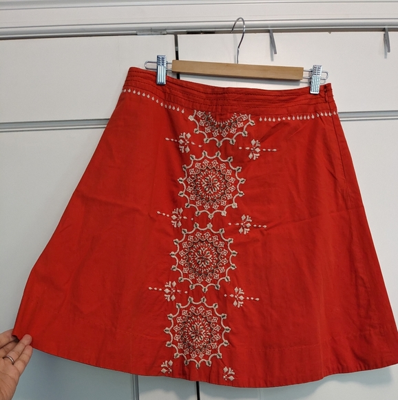 Anthropologie Dresses & Skirts - A-line Vibrant Embroidered Skirt Sz 6